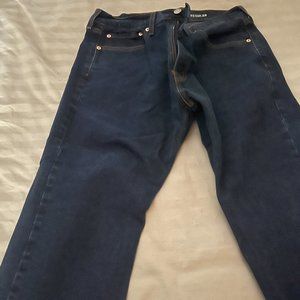 Levi's Men's Signature Dark Blue Denim Jeans
